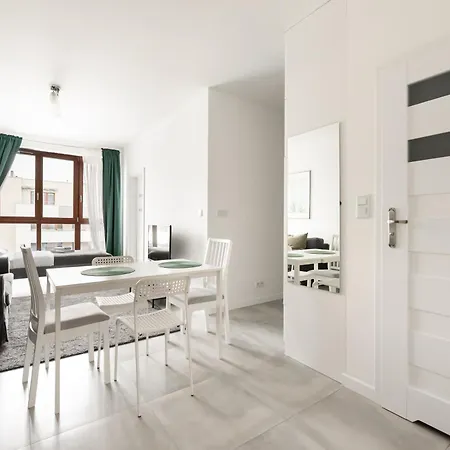 Business Mokotow Park 111 * ורשה