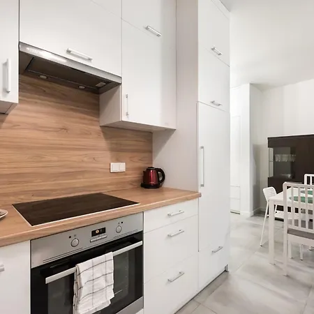 Business Mokotow Park 111 아파트 바르샤바